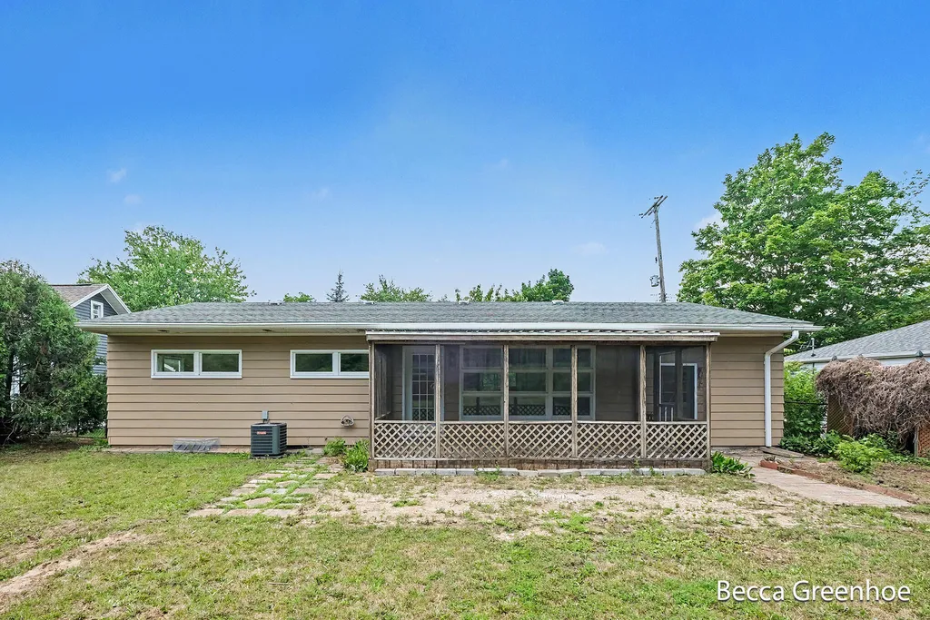 3840 Williamson Avenue NE Plainfield Charter Township MI 49525
