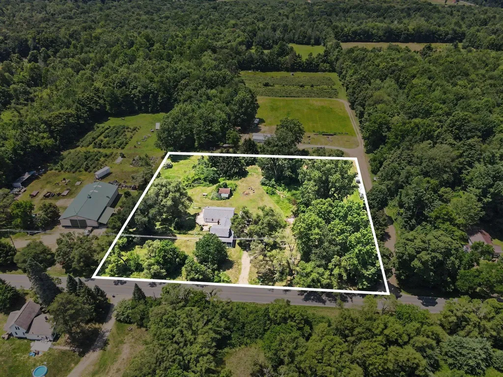 17180 Co Road 215 Columbia Township MI 49056
