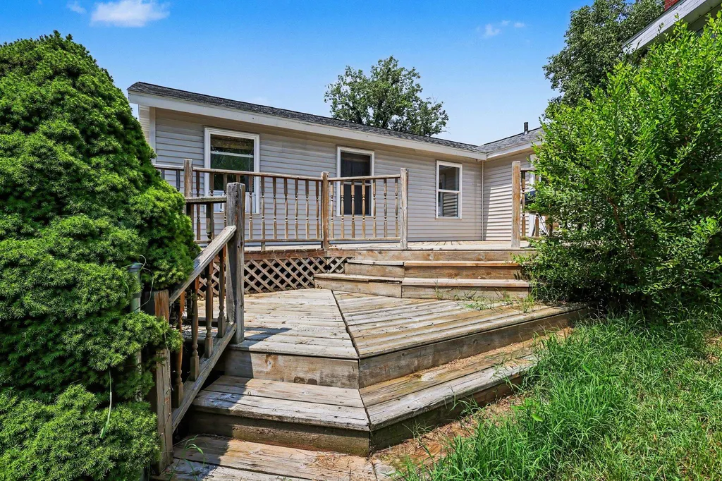 17180 Co Road 215 Columbia Township MI 49056