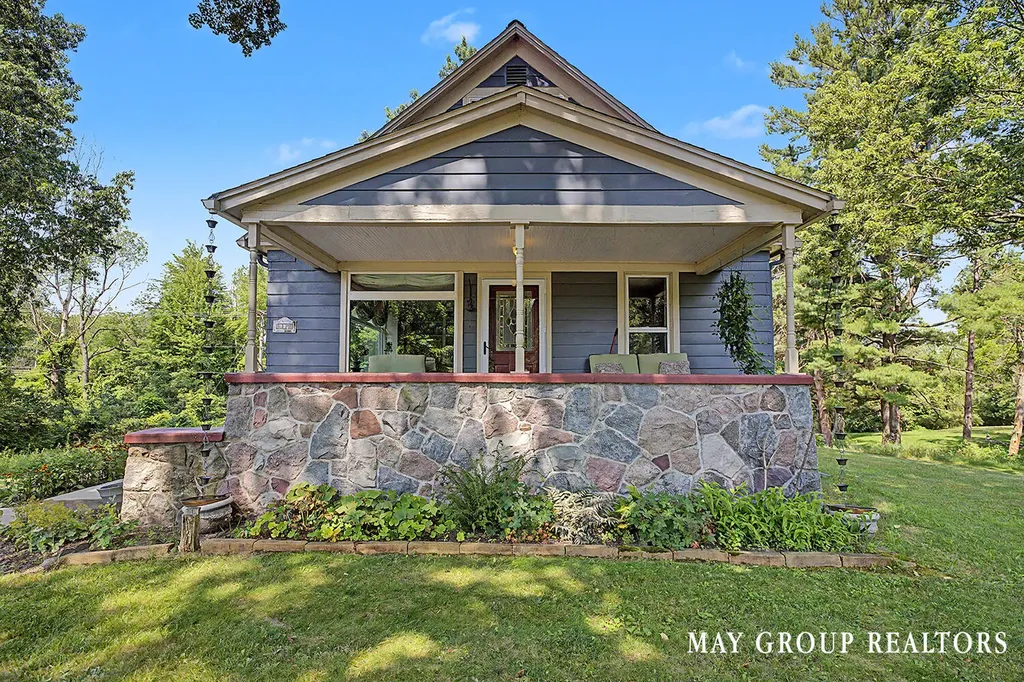 665 Honey Creek Avenue NE Ada Township MI 49301
