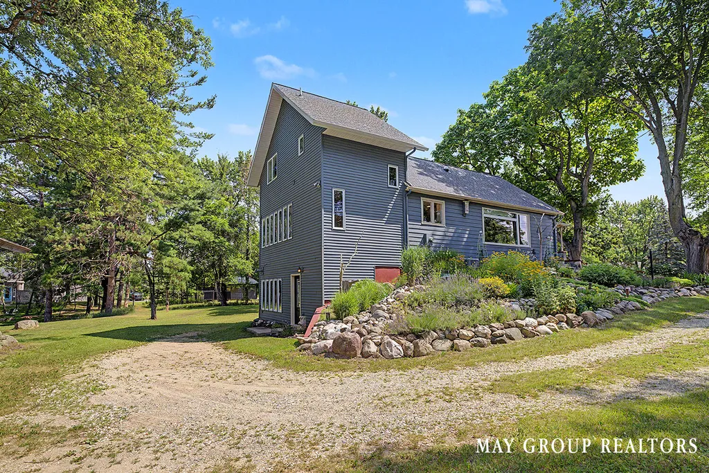 665 Honey Creek Avenue NE Ada Township MI 49301