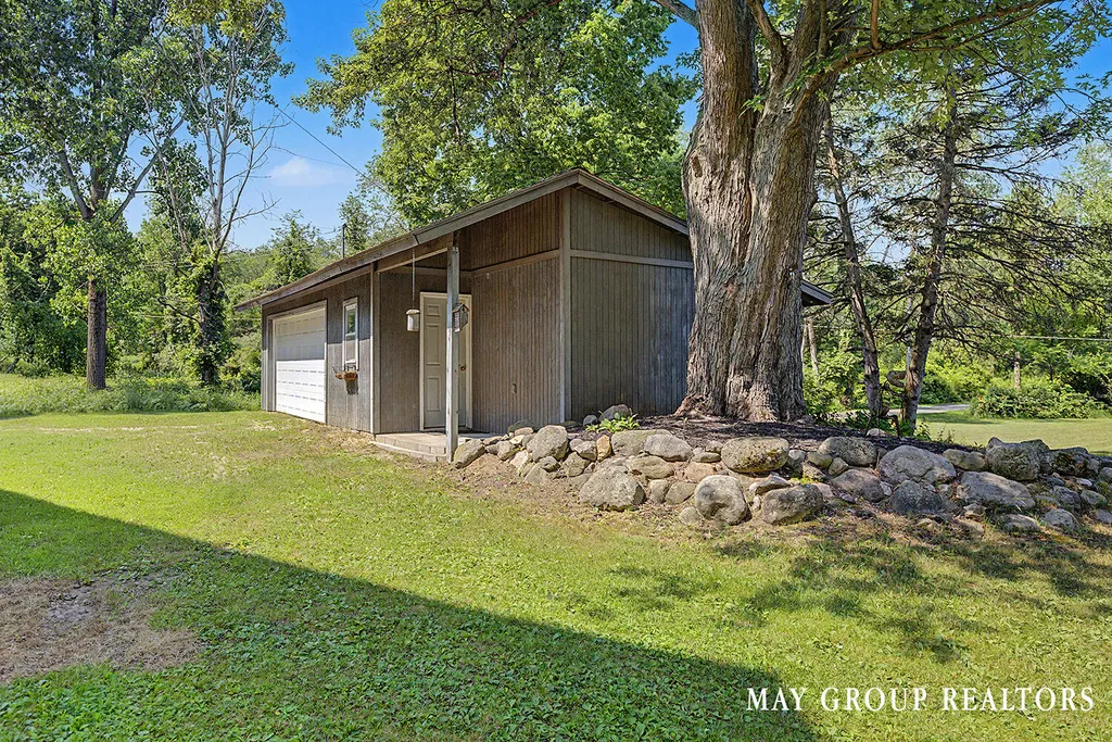 665 Honey Creek Avenue NE Ada Township MI 49301
