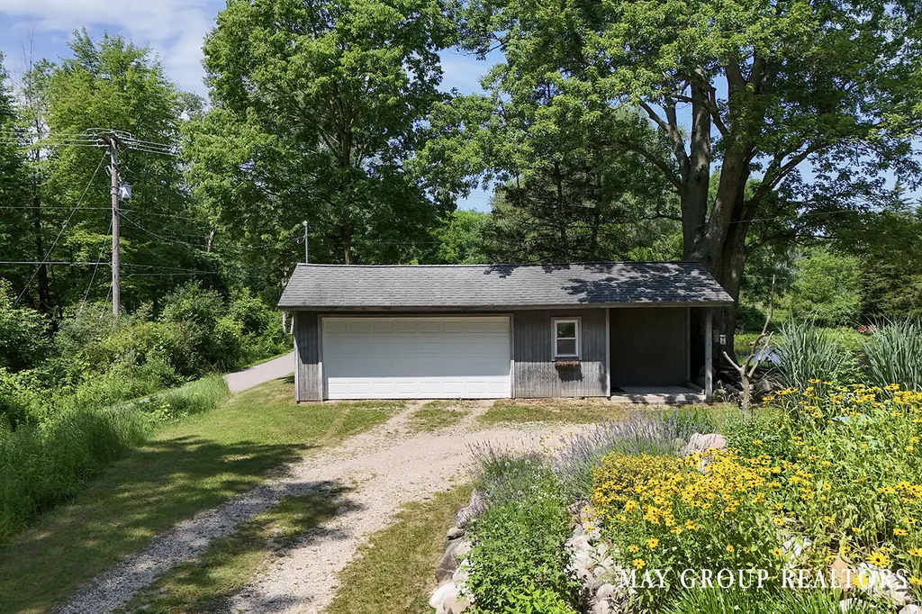 665 Honey Creek Avenue NE Ada Township MI 49301