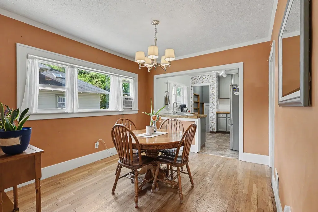 1819 Nelson Avenue SE Grand Rapids City MI 49507
