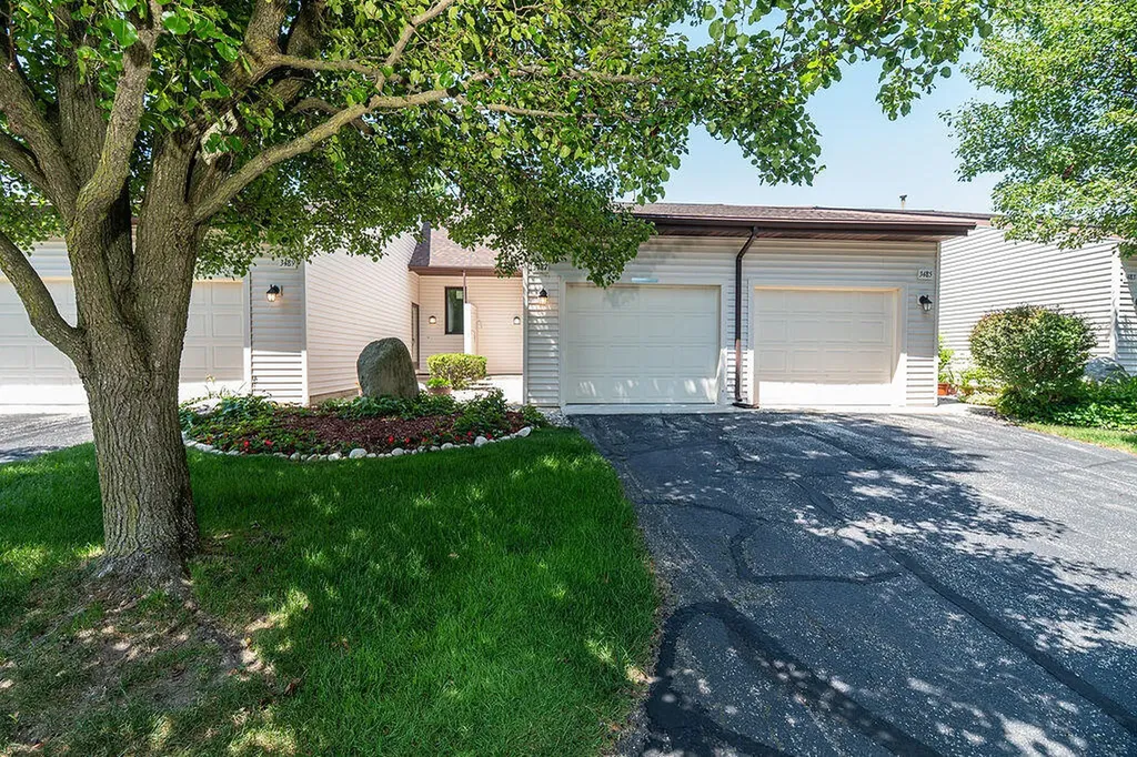 3487 Stonevalley Lane SW Wyoming City MI 49519
