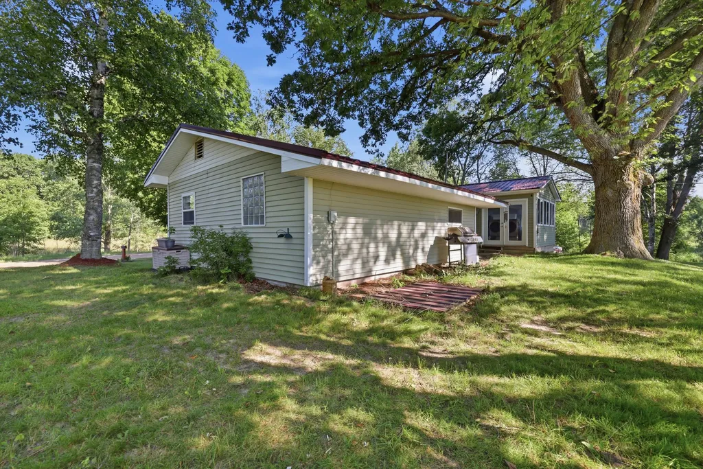 4050 N Johnson Road Pine Township MI 49322