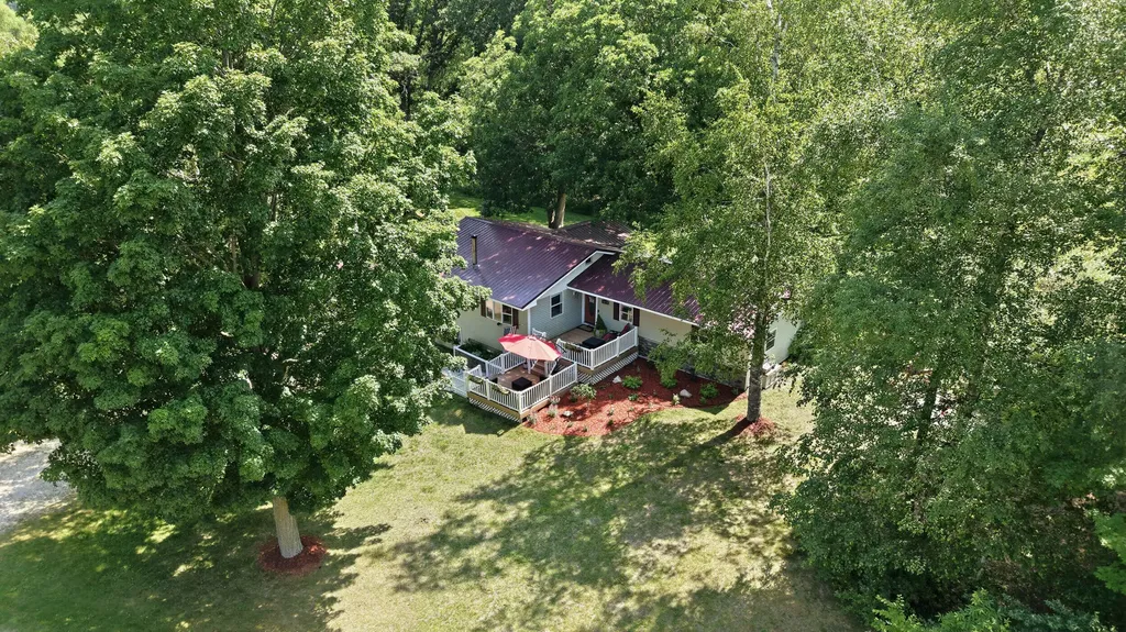 4050 N Johnson Road Pine Township MI 49322