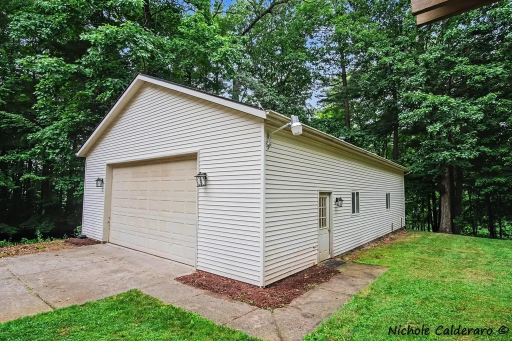 11249 Wild Pond Drive NE Oakfield Township MI 49341