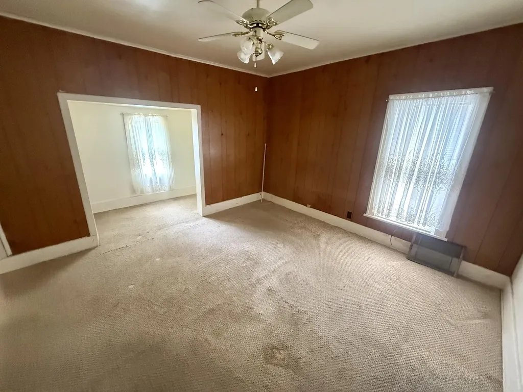 1632 5th Street Muskegon City MI 49441