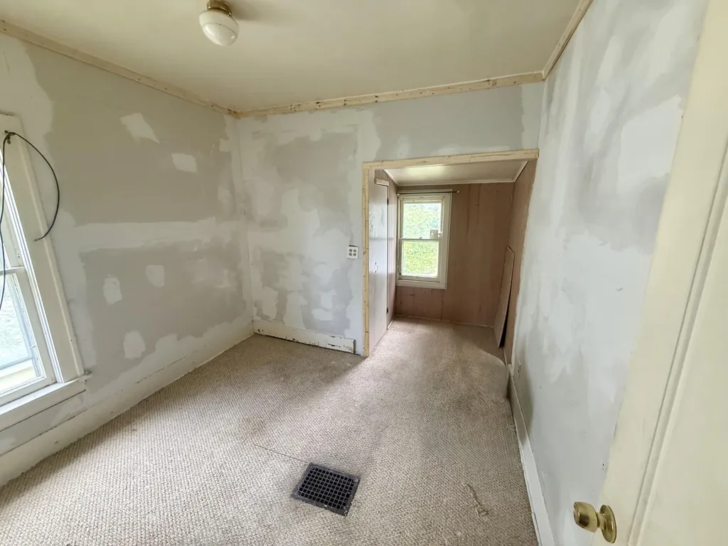 1632 5th Street Muskegon City MI 49441