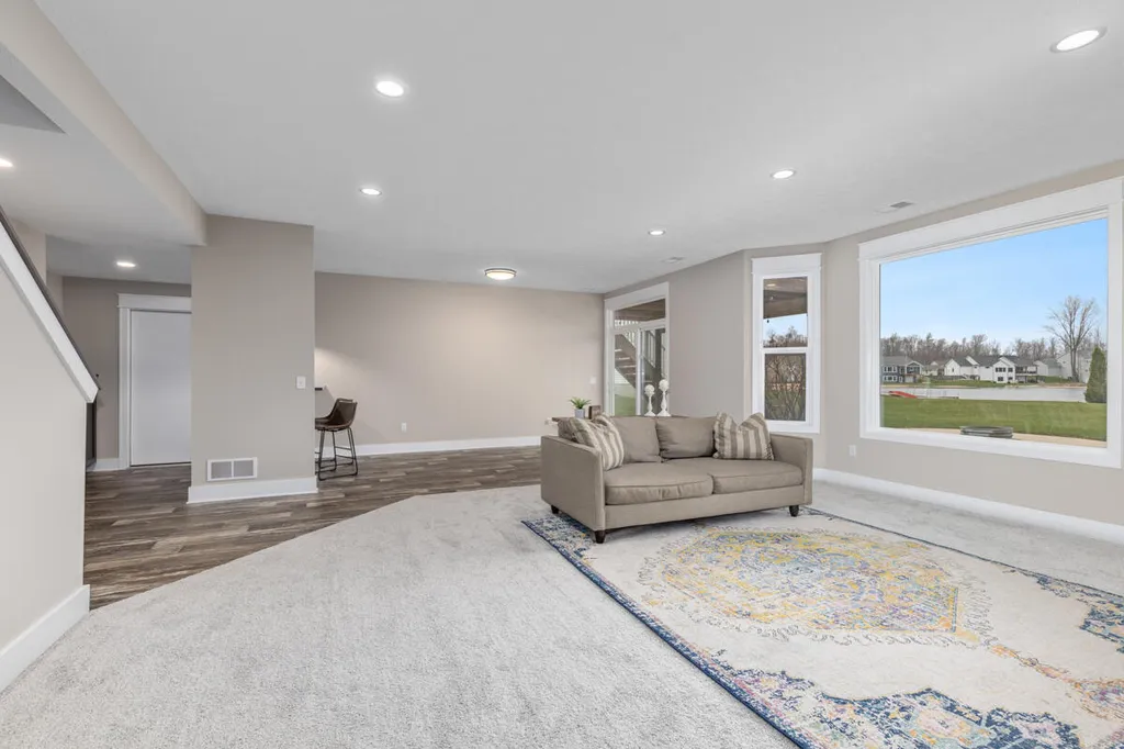 6317 Eaglewood Drive Blendon Township MI 49426