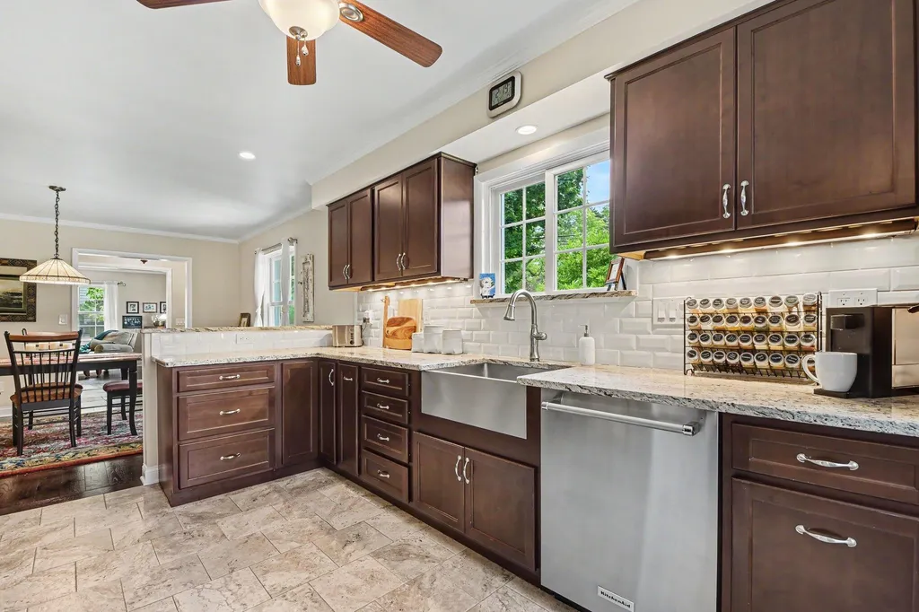 1946 Radcliff Avenue SE Grand Rapids City MI 49506