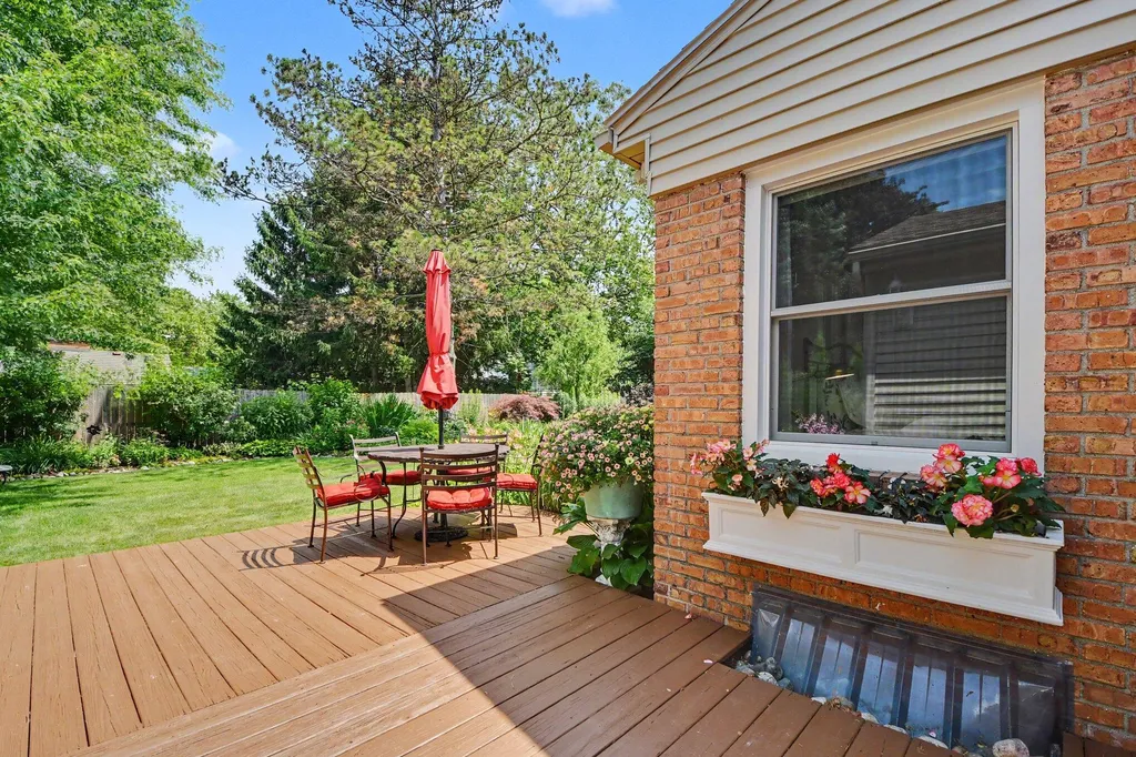 1946 Radcliff Avenue SE Grand Rapids City MI 49506