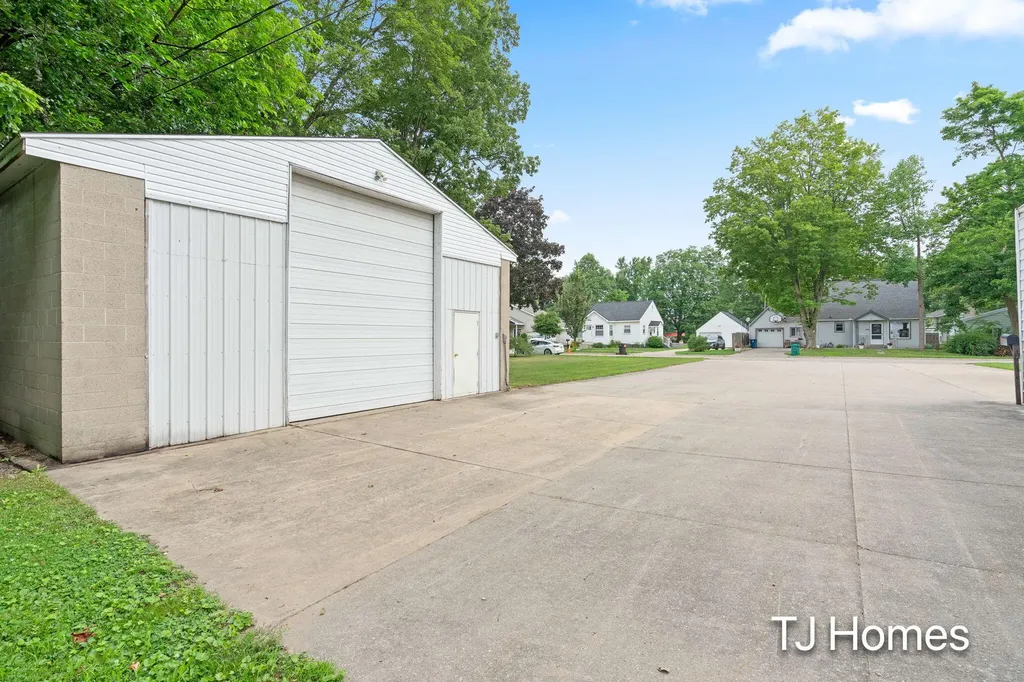 146 Hanlon Court Wayland Township MI 49348