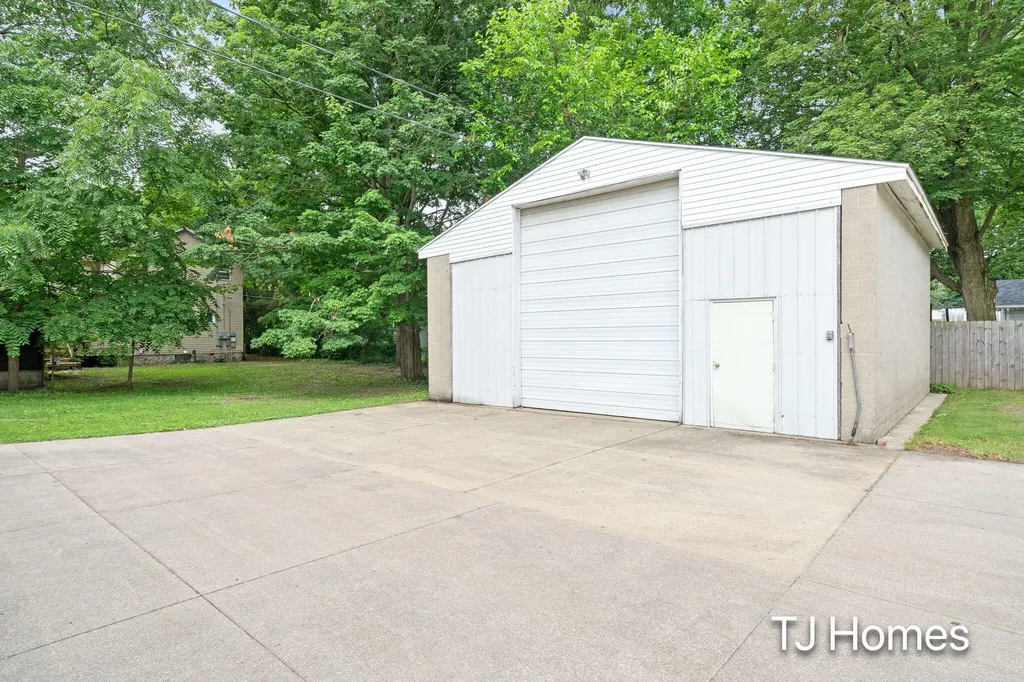 146 Hanlon Court Wayland Township MI 49348