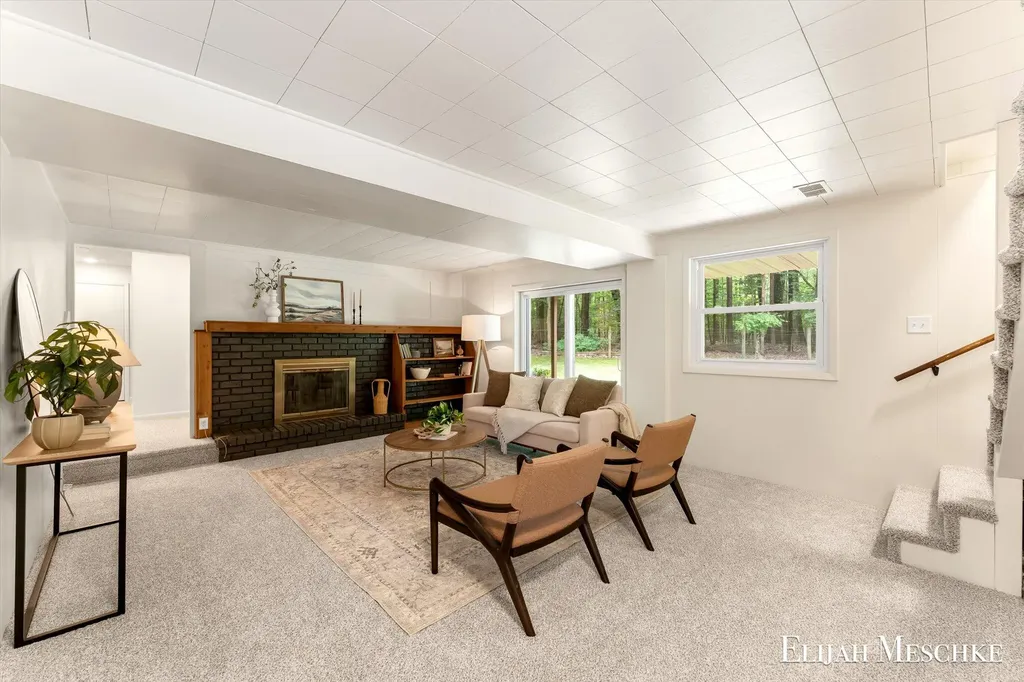 1160 Scenic Drive Laketon Township MI 49445