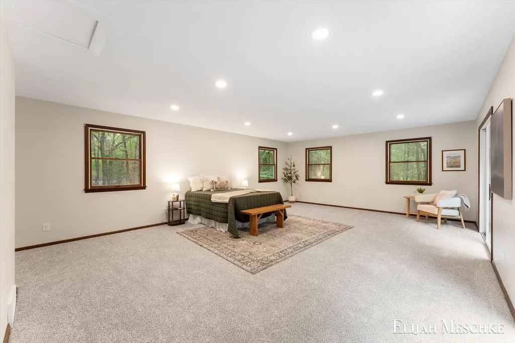 1160 Scenic Drive Laketon Township MI 49445