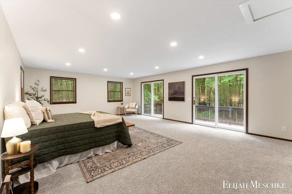 1160 Scenic Drive Laketon Township MI 49445
