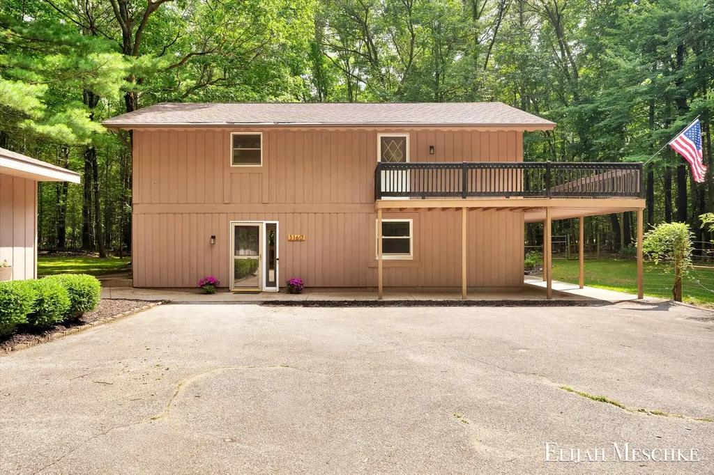 1160 Scenic Drive Laketon Township MI 49445