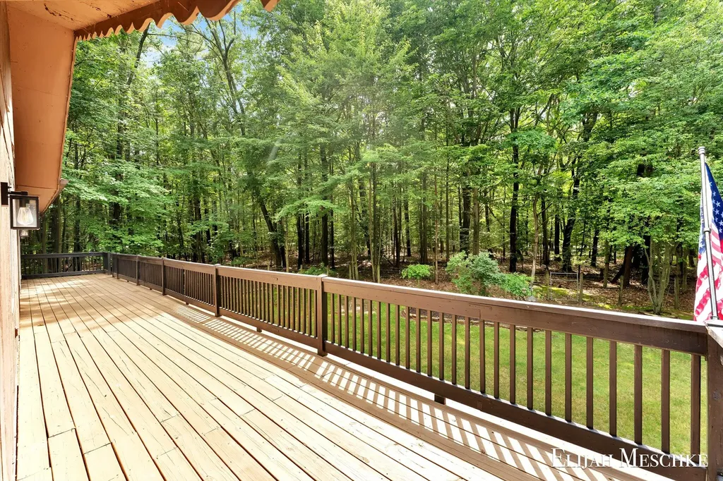 1160 Scenic Drive Laketon Township MI 49445