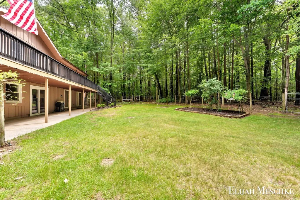 1160 Scenic Drive Laketon Township MI 49445