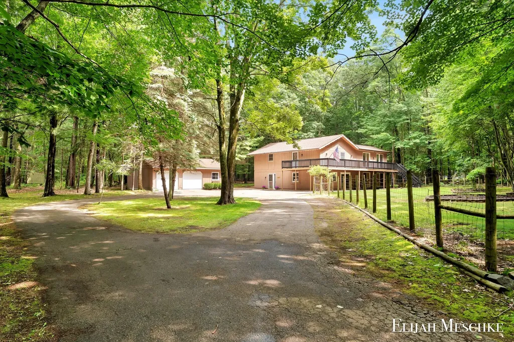 1160 Scenic Drive Laketon Township MI 49445