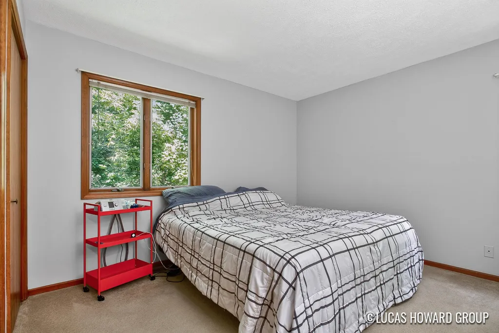3165 Maple Villa Drive SE Grand Rapids City MI 49508