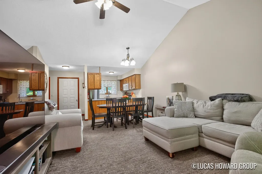 3165 Maple Villa Drive SE Grand Rapids City MI 49508