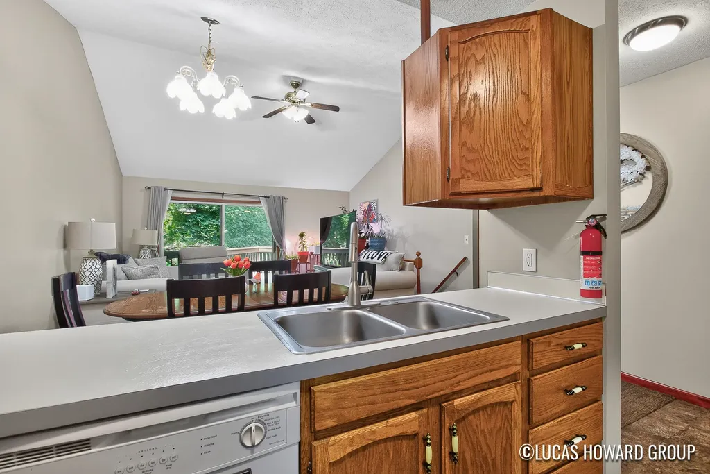 3165 Maple Villa Drive SE Grand Rapids City MI 49508