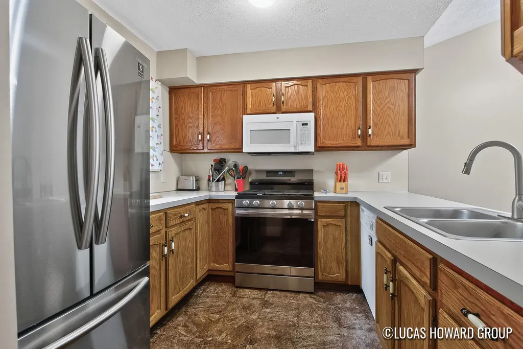 3165 Maple Villa Drive SE Grand Rapids City MI 49508