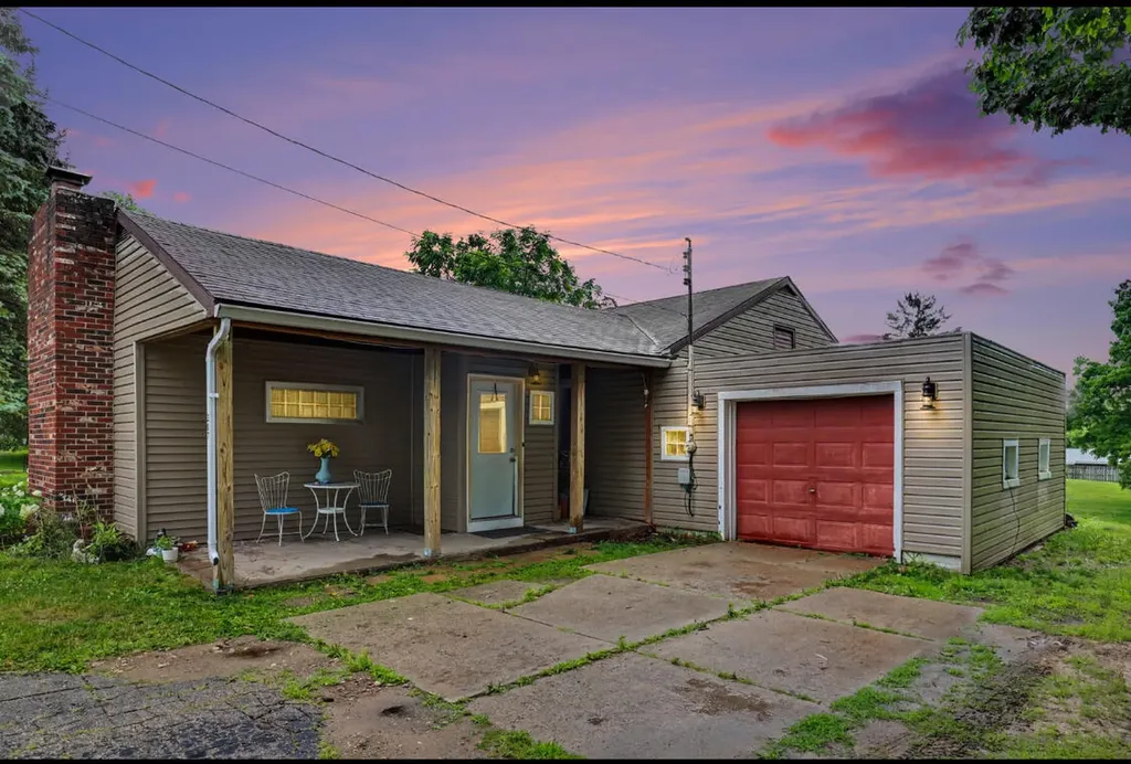307 N Court Street Stanton City MI 48888
