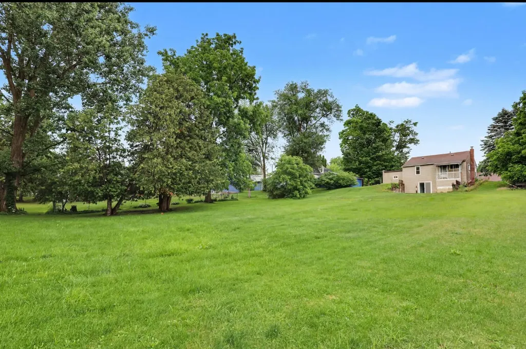 307 N Court Street Stanton City MI 48888