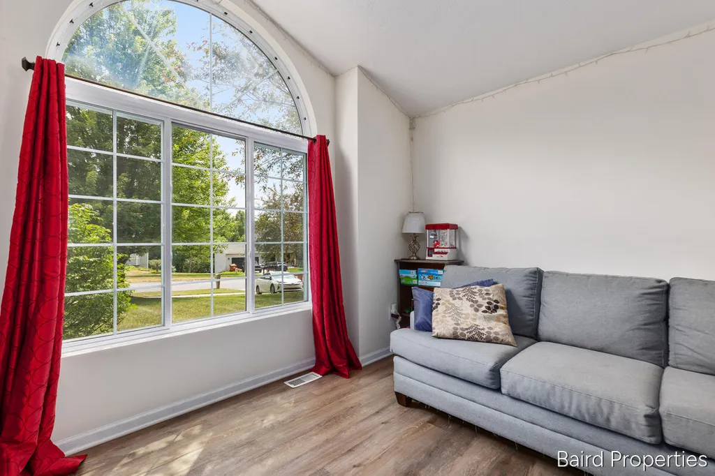 11227 Barnsley Road SE Lowell Charter Township MI 49331
