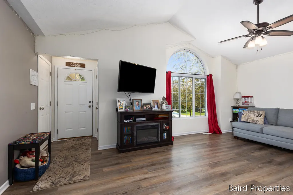 11227 Barnsley Road SE Lowell Charter Township MI 49331