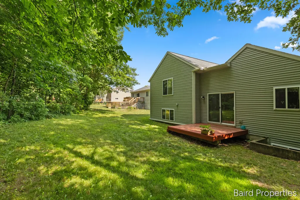 11227 Barnsley Road SE Lowell Charter Township MI 49331