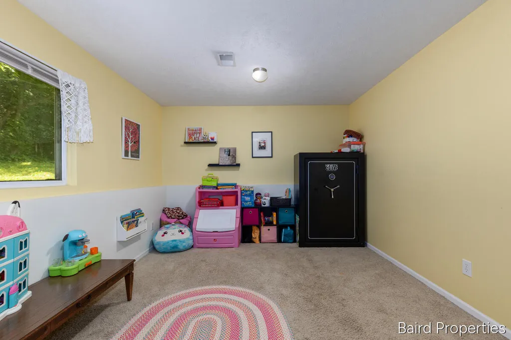 11227 Barnsley Road SE Lowell Charter Township MI 49331