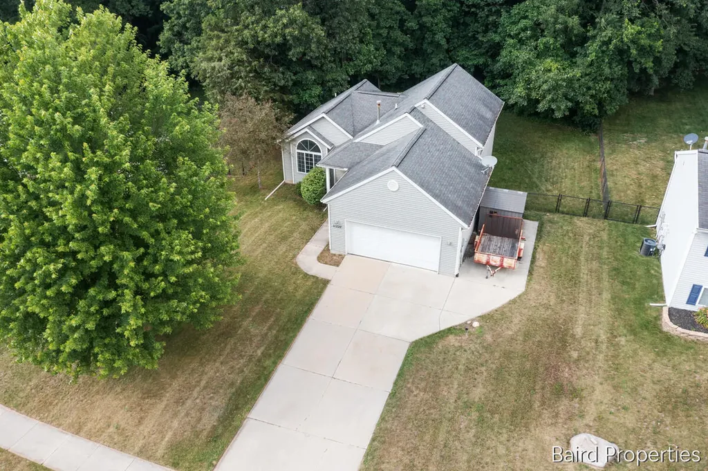 11227 Barnsley Road SE Lowell Charter Township MI 49331