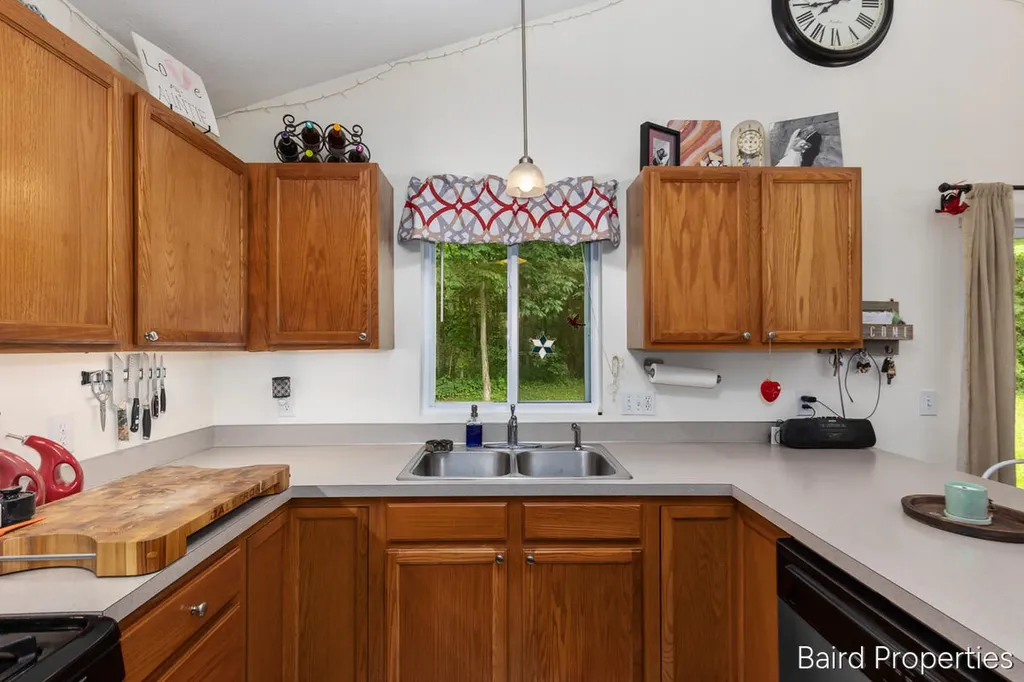 11227 Barnsley Road SE Lowell Charter Township MI 49331