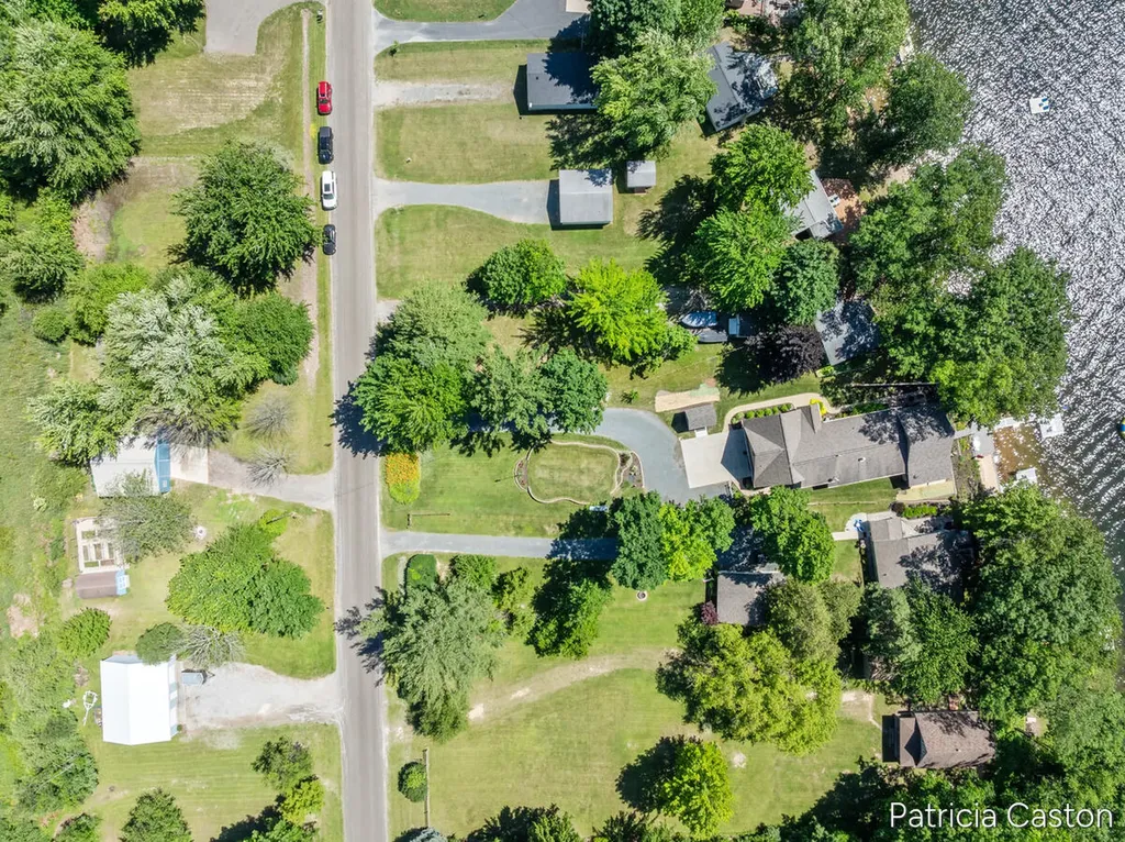 5295 S Eden Lake Road Eden Township MI 49405