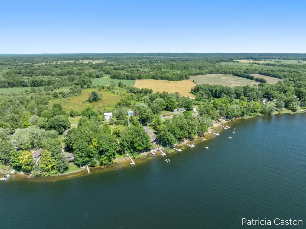 5295 S Eden Lake Road Eden Township MI 49405