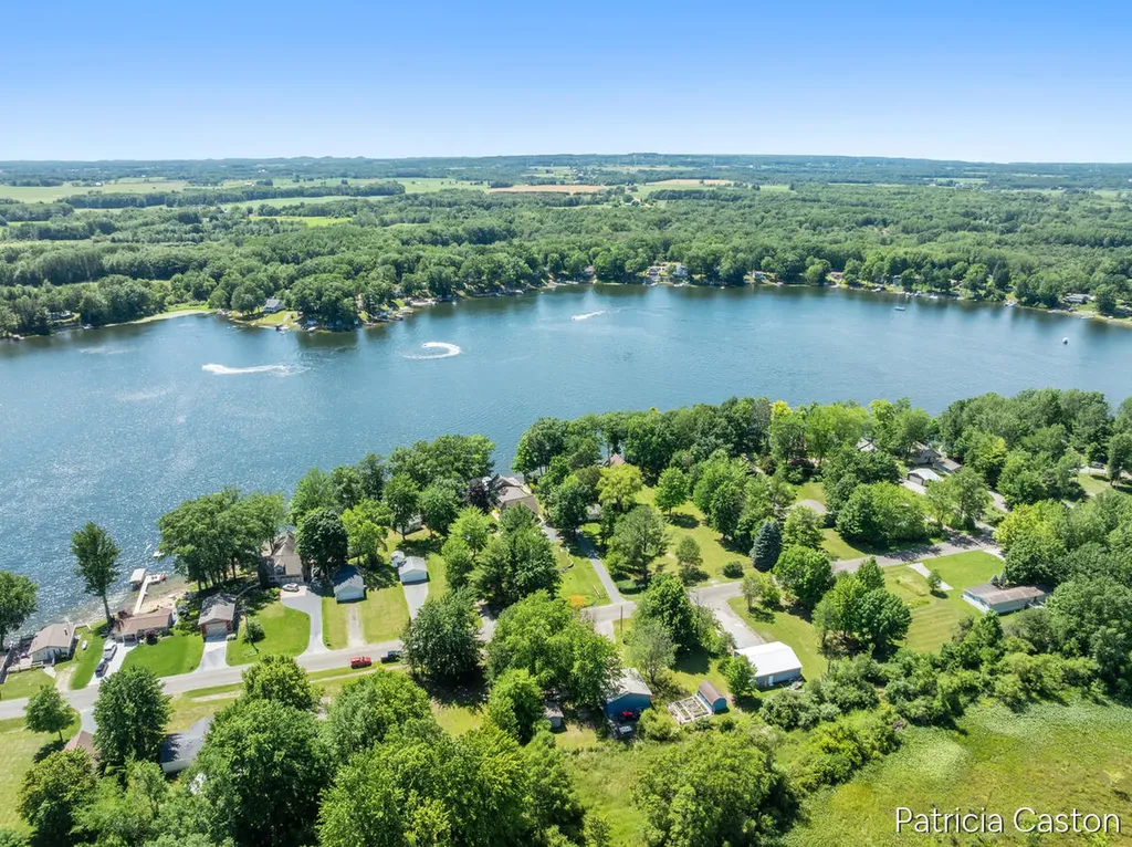 5295 S Eden Lake Road Eden Township MI 49405