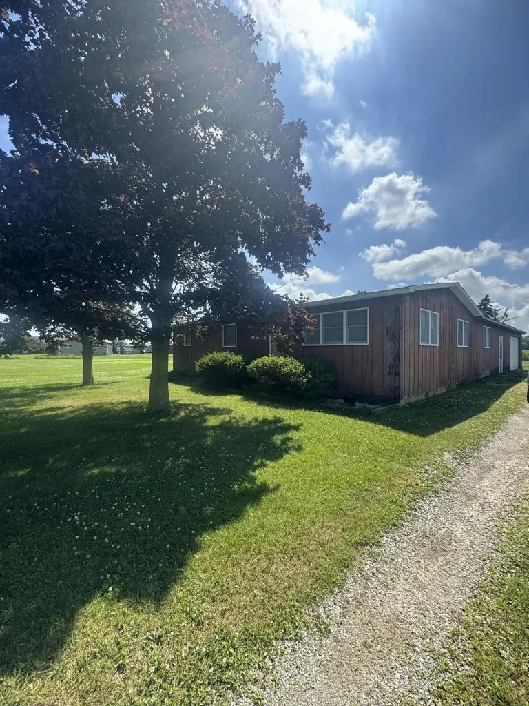 1247 N Steel Road Jonesfield Township MI 48637