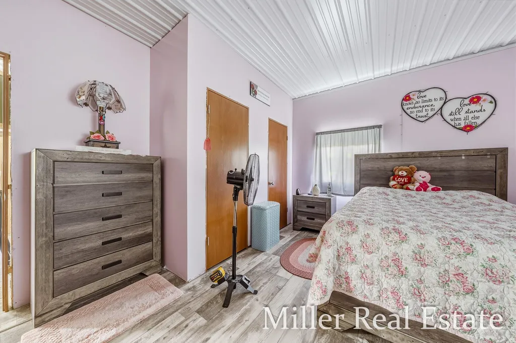 9607 S Barryville Road Maple Grove Township MI 49050