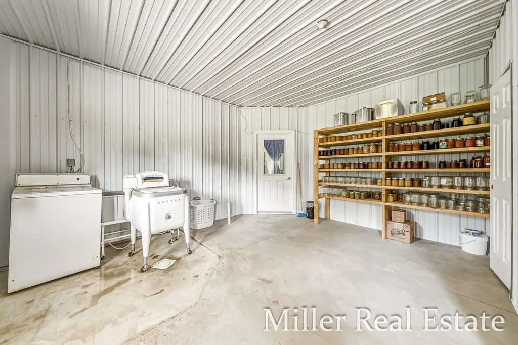 9607 S Barryville Road Maple Grove Township MI 49050