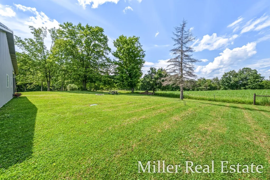 9607 S Barryville Road Maple Grove Township MI 49050