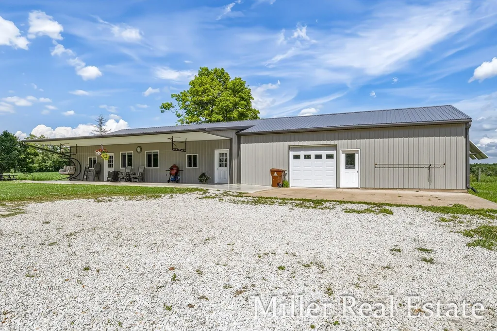 9607 S Barryville Road Maple Grove Township MI 49050