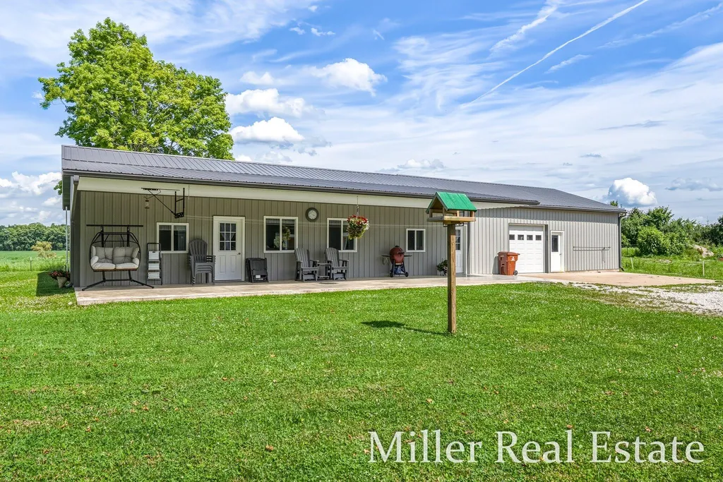 9607 S Barryville Road Maple Grove Township MI 49050