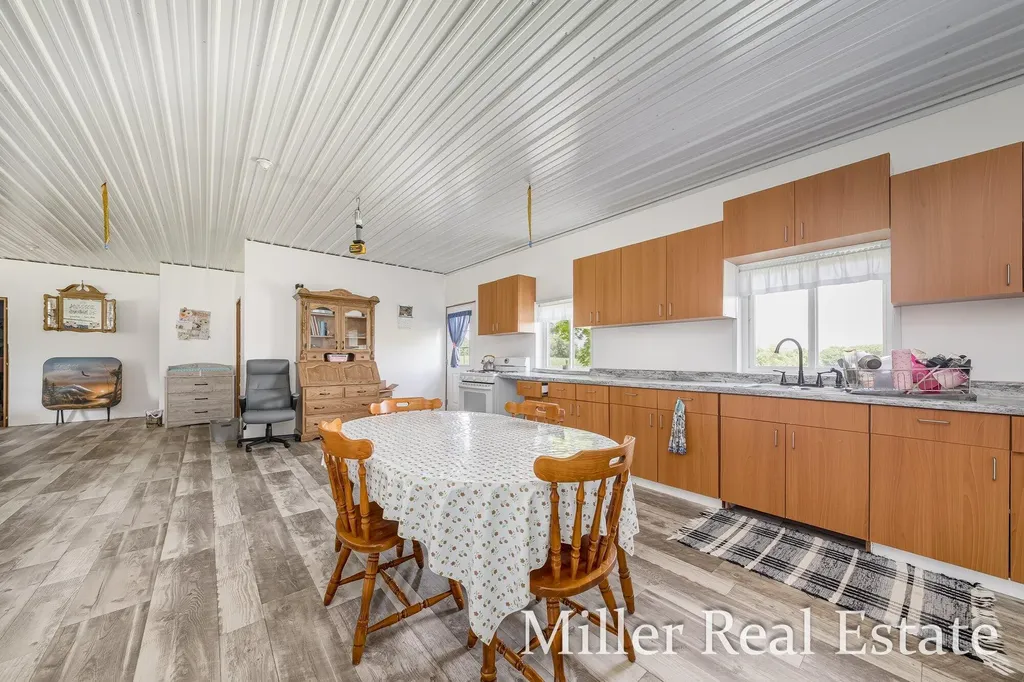 9607 S Barryville Road Maple Grove Township MI 49050