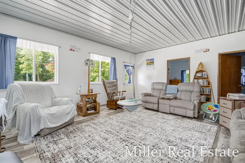 9607 S Barryville Road Maple Grove Township MI 49050