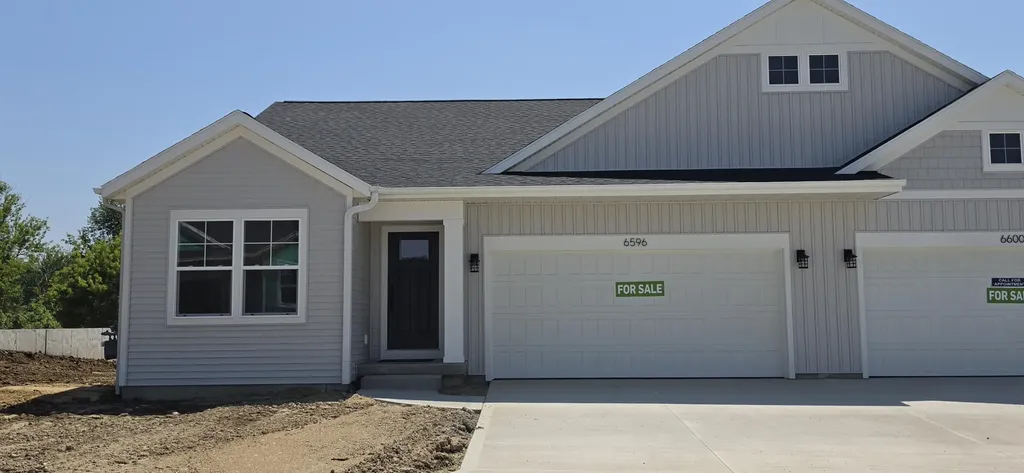 6596 Bellflower Drive SW Zeeland Charter Township MI 49464